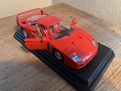 Bburago Ferrari F40 Modellauto mit Originalverpackung