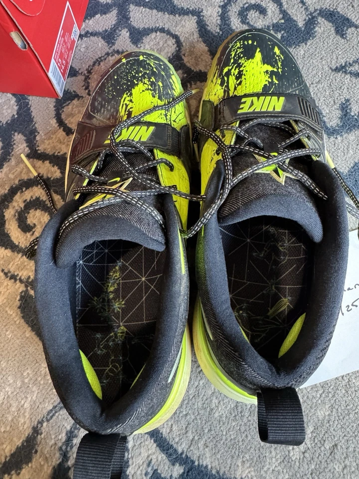 Nike Diamond Elite Turf Black/Life Lime/Volt - Size 12 - Image 4 of 4