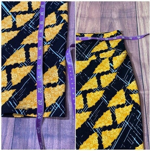 LuLaRoe “Cassie” Pencil Skirt Women's Sz Sm - Picture 12 of 12