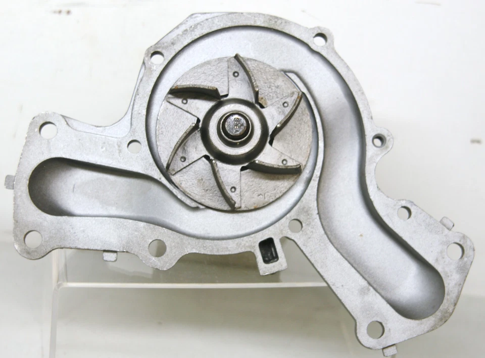 Bomba de agua motor 57-1589 remanufacturada DriveWorks 01-06 MITSUBISHI 7112 Foto 3 de 4