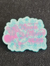 2023 Disney Starter Lanyard Pin Mickey & Pals Minnie Mouse Sweet & Stylish (8)