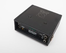 Quantum Battery 1 UNTESTED NO CHARGER Vintage Case Clip Quantum Instruments