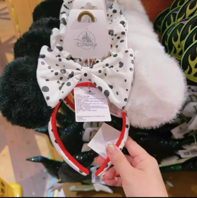 New Shanghai Disney 101 Dalmations Cruella Fur Plush Ears Minnie Headband New Disney- 101 Dalmations Cruella Faux Fur Plush Ears Minnie  main image 3