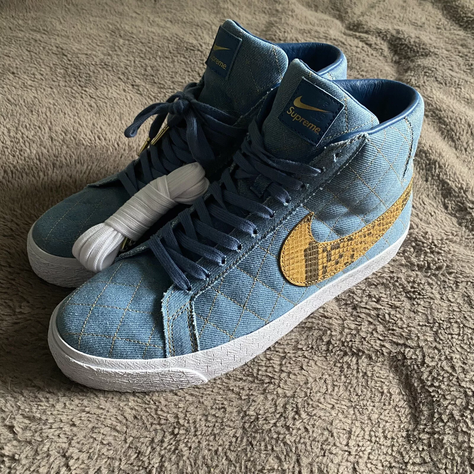 Nike Zoom Blazer Mid QS SB x Supreme Denim 2022 taille 10 d'occasion DX8421 400