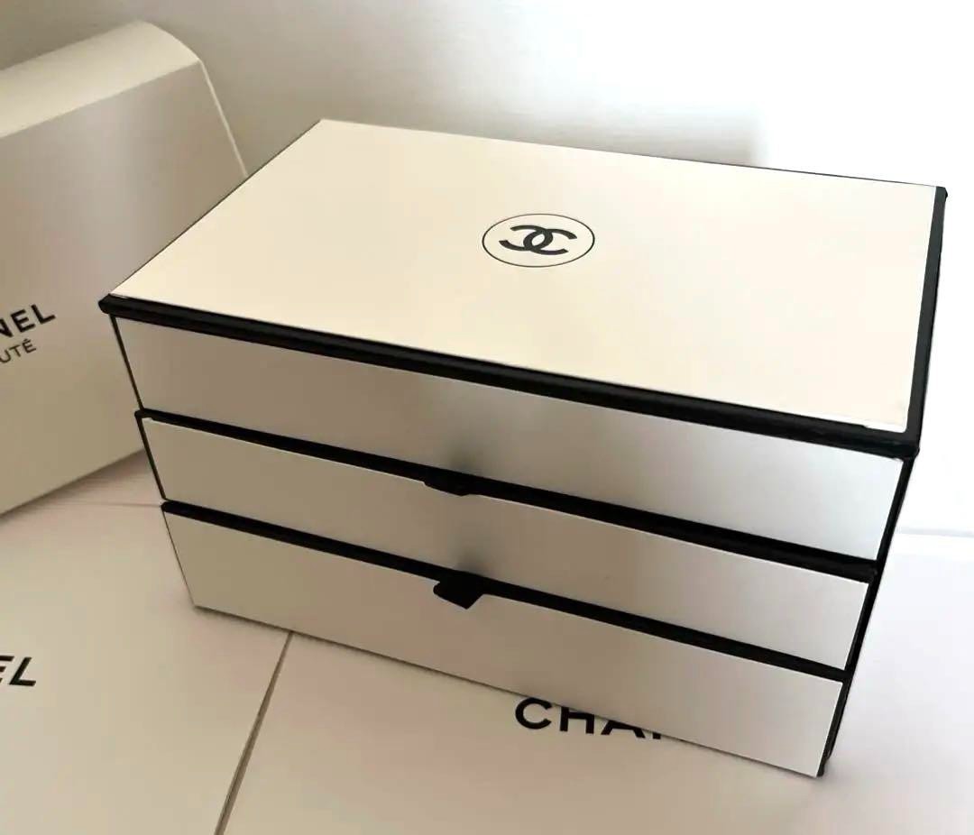 CHANEL BEAUTE Beauty Makeup Jewelry Drawer Storage Box With