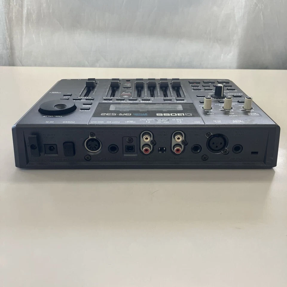 Vintage BOSS BR-532 Digital Studio Multi-Track Recorder Japan with Manual Tested - Image 4 of 4
