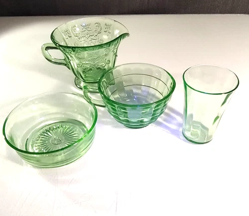 Lot Of Four Pieces Of Green Depression Uranium Glass UV Reactive