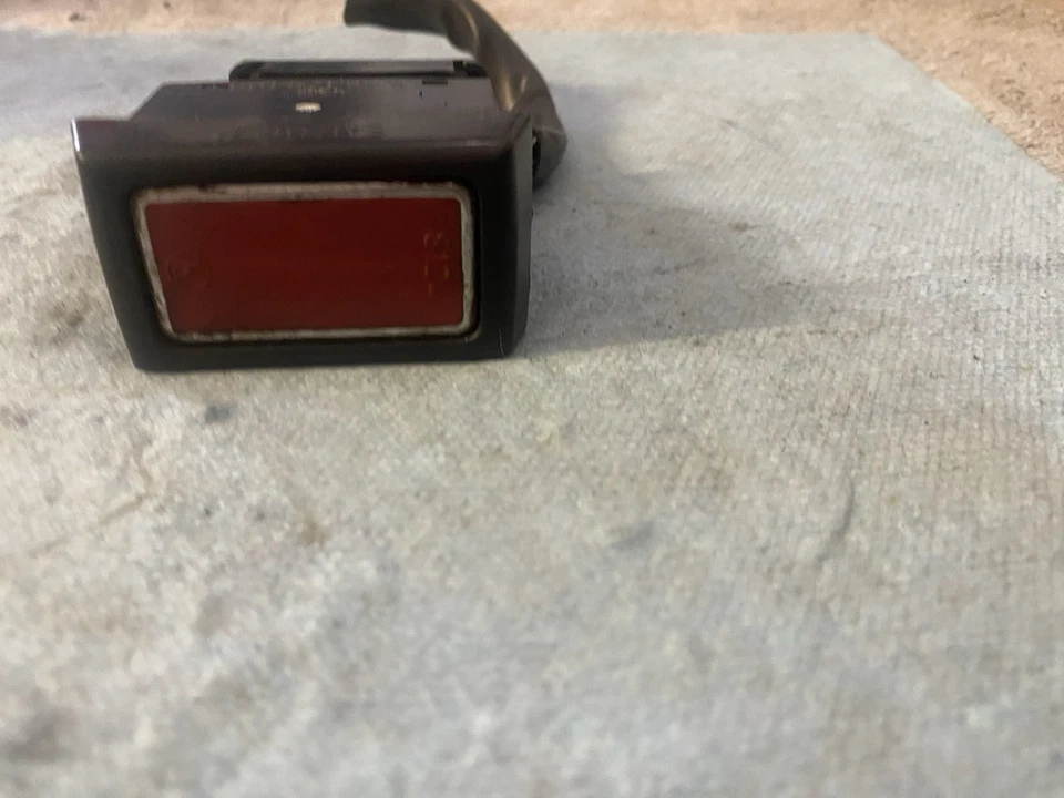 Переключатель реле опасности Mercedes W123 R107 380SL 450SLC 300D 280E 350SL 300CD 240D - Изображение 2 из 4