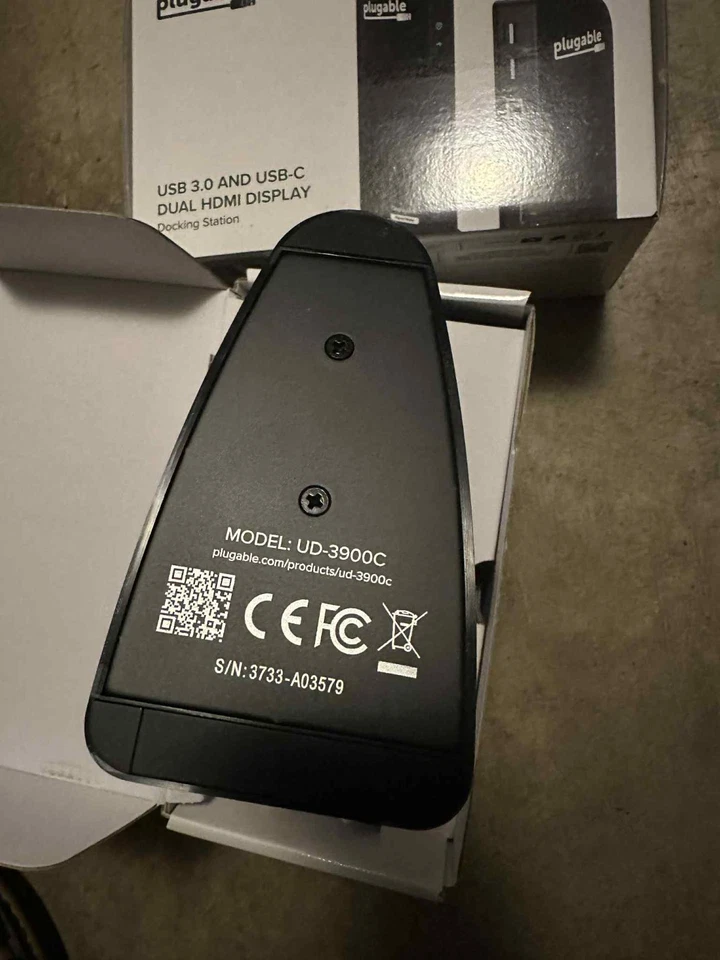 Plugable USB 3.0 Dual Monitor Docking Station Model UD-3900 - Sealed - Image 3 of 4