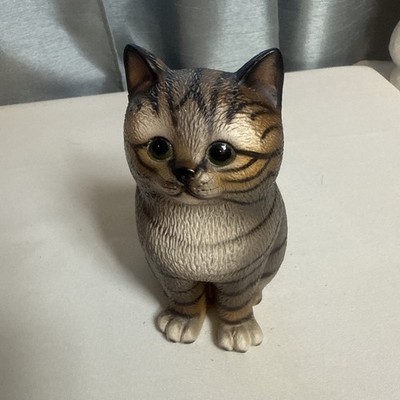 Brown Tabby Cat Figurine Harvey Knox Kingdom Handpainted Ceramic Japan Numbered