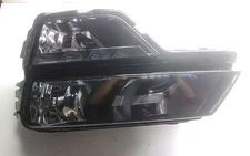57B941015A FRONT LEFT HEADLIGHT / 2572919 FOR SKODA KAROQ NU *