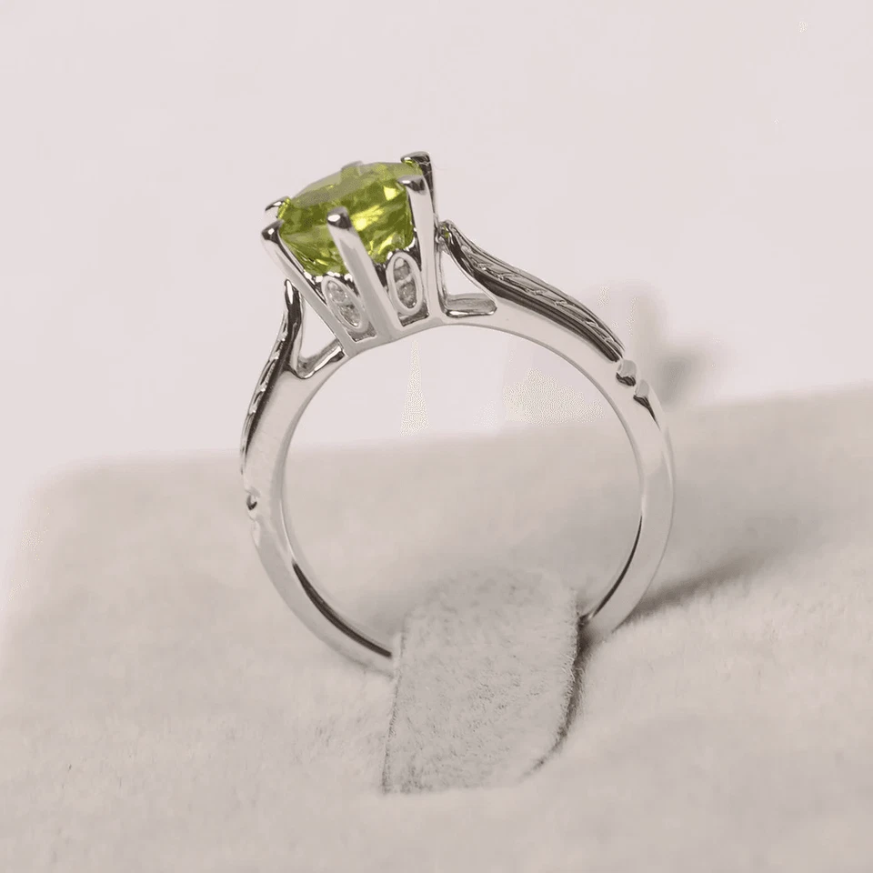 925 Sterling Silver Peridot Solitaire Ring Natural Gemstone Round Cut Women Ring - Image 2 of 4