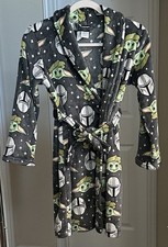 Star Wars Theme Boys Gray Plush Robe Size M 8-10