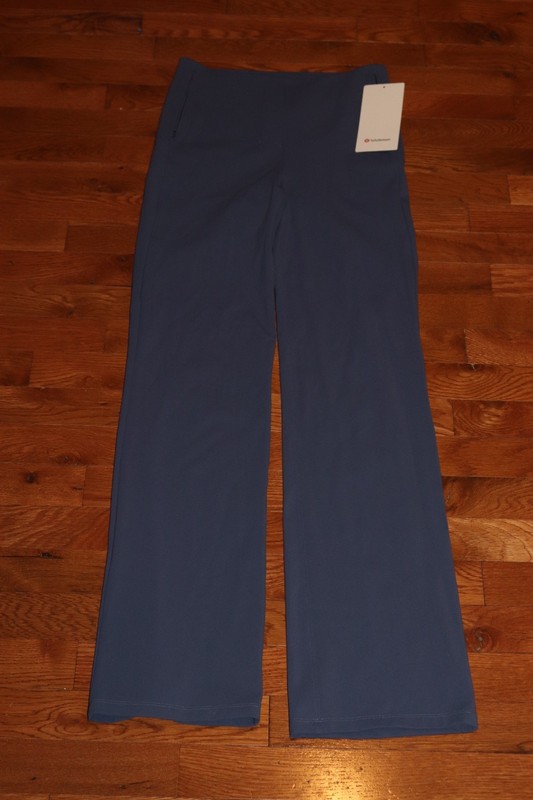 BNWT Lululemon Smooth Fit Pull-On High-Rise Pant Size Small MSRP $148!!!