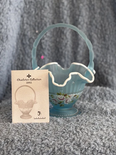 Fenton 2002 QVC Charleton Collection Basket # CV 378 3F