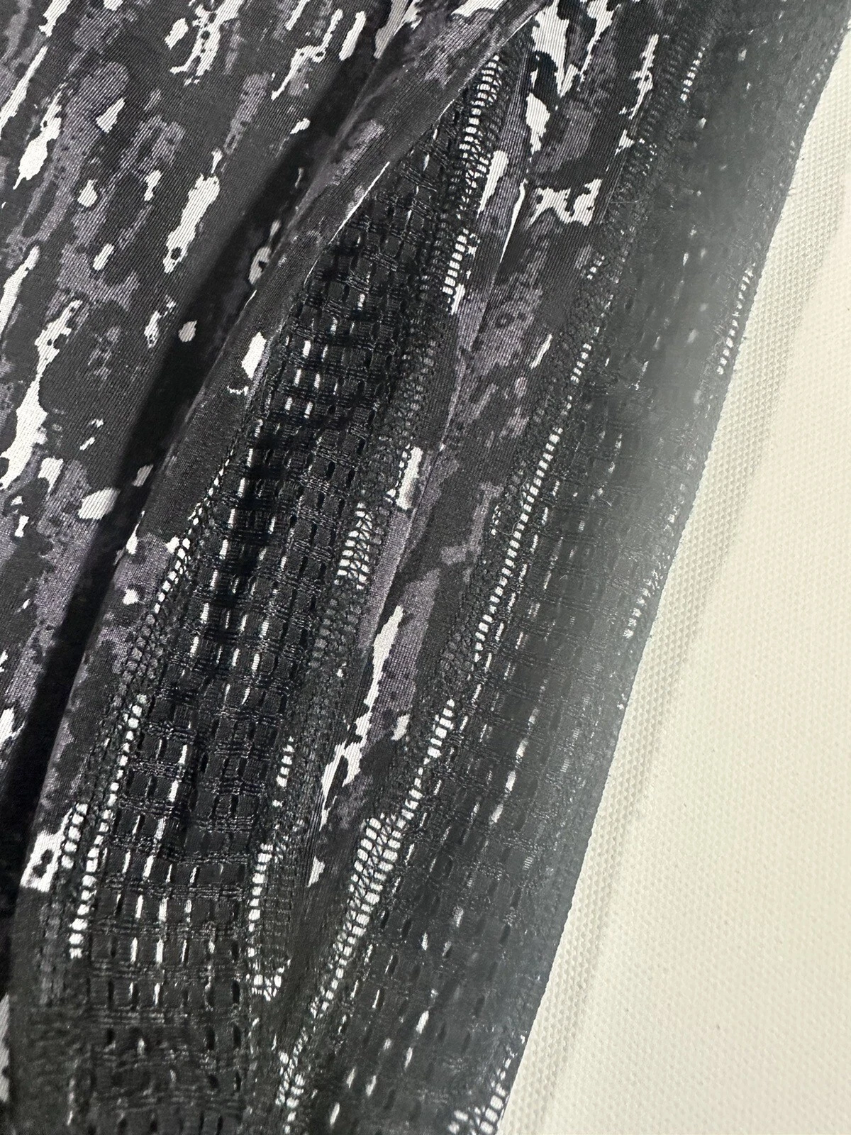 beyond-yoga volnočasové strečové síťovina leggings