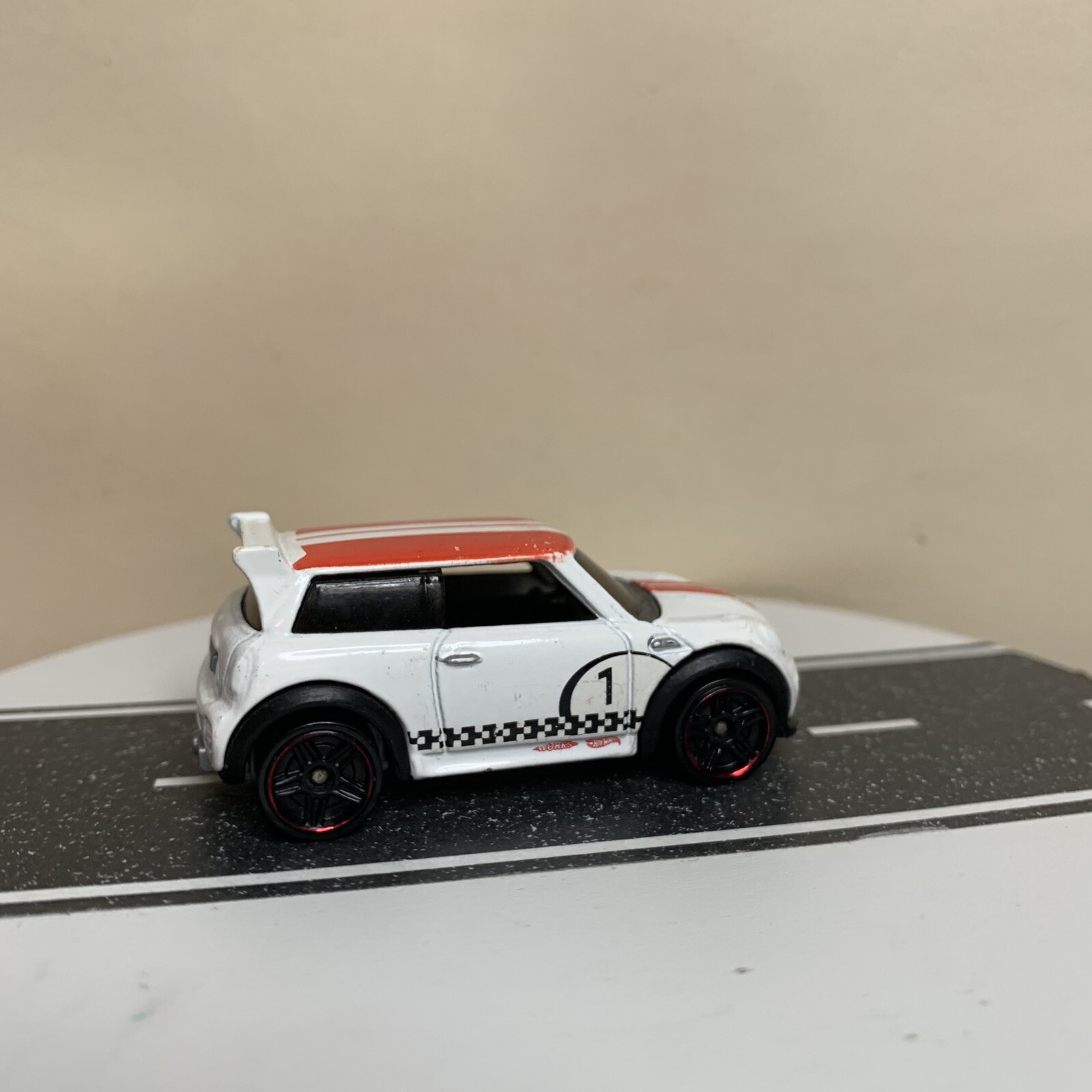 Picture 2 of 12