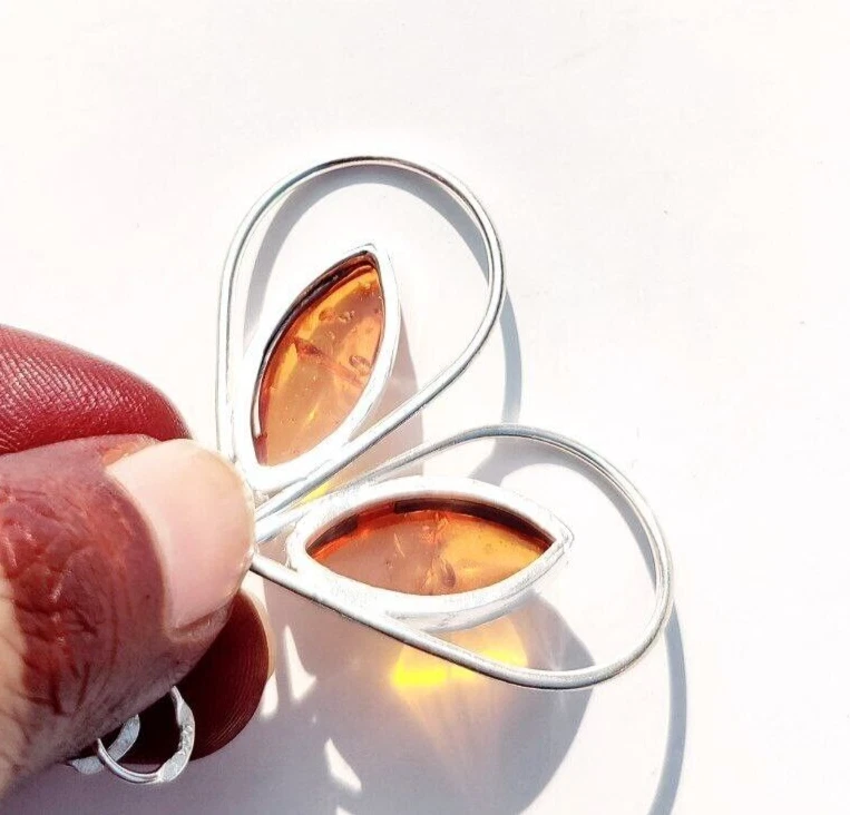 Pendientes de joyería hechos a mano de plata de ley 925 con piedras preciosas de ámbar báltico (creados en laboratorio) Foto 3 de 4