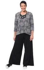 Tulip Clothing Kelly Womens Pullover Tunic in Canyon Etching