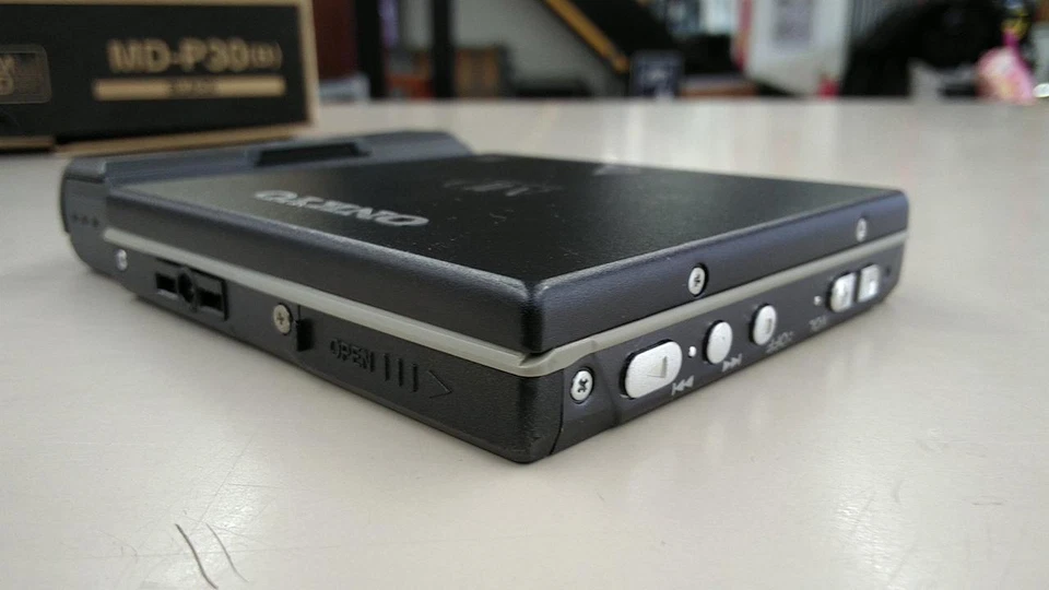 Reproductor MD portátil Onkyo MD-P30 usado de Japón Foto 4 de 4