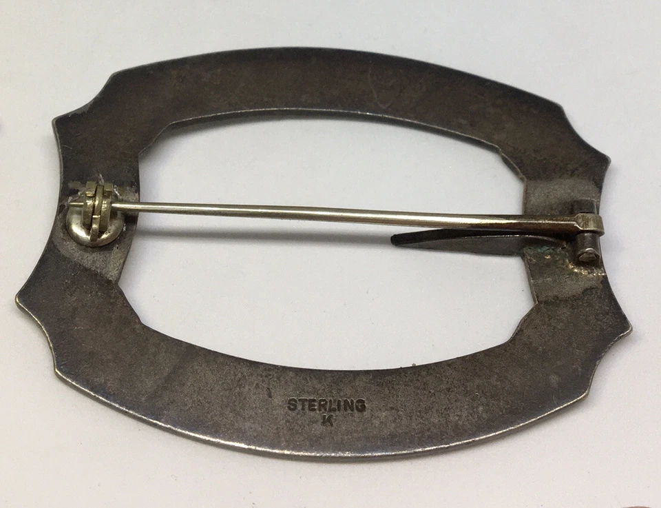ANTIGUO VESTIDO TRADICIONAL KILT PIN GUILLOCHE PARA HOMBRE PESADO 21g PLATA ESTERLINA Foto 3 de 3