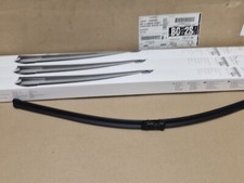 Citroen C4 Picasso 16-on Left Front Wiper Blade X3 700mm 28" 1617409980 Genuine