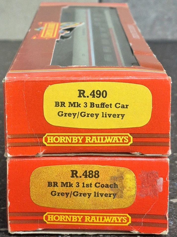 Pair Of HORNBY R488 & R490 BR Mk3 Coaches Inter-City Grey/Grey Livery NEW - Image 2 of 4