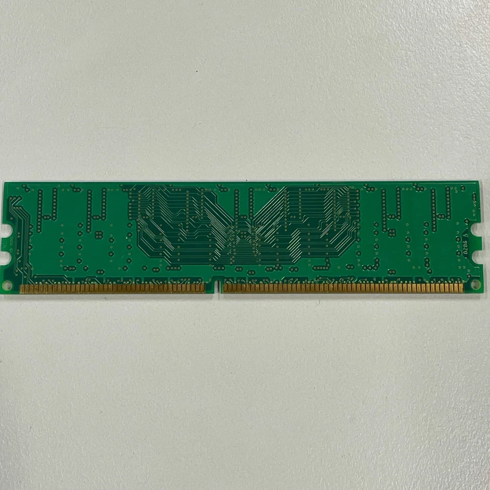 Micron 512MB DDR1 RAM PC 3200 200Mhz CL3 2.5V Non-ECC DIMM MT8VDDT646AG-40BD1 - Image 4 of 4