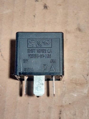 Ford (05-16) 4-Pin Black Relay FoMoCo 5M5T14B192CA