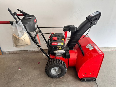 #ad Craftsman 28quot; Two Stage Snow Blower Red New Self Propelled 6 Speeds $950.00