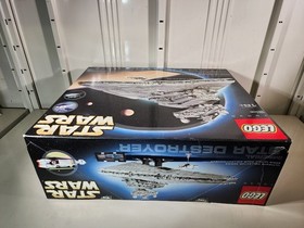 LEGO Star Wars Ultimate Collectors Series Imperial Star Destroyer 10030 New