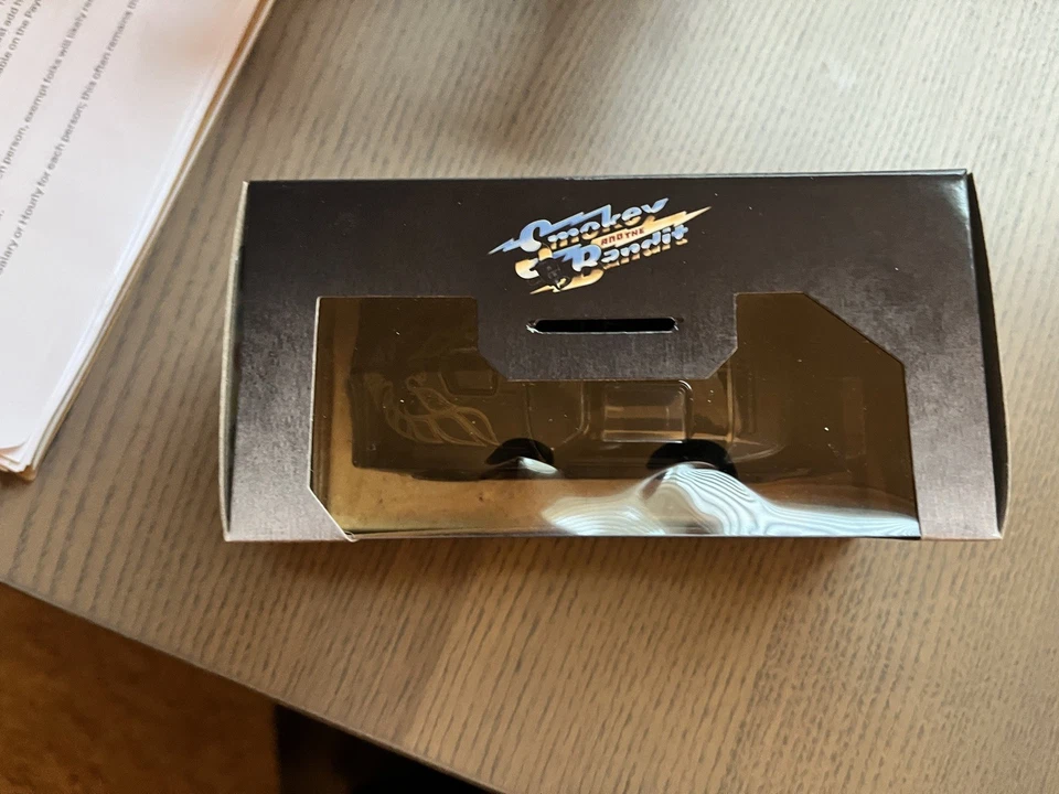 SMOKEY & THE BANDIT  1977 PONTIAC FIREBIRD TRANS AM  -BLACK  1/32 SCALE DIECAST - Image 2 of 3