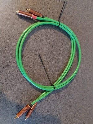 Sommer RCA-Kabel Vektor. 1 Meter. Verschraubbare Anschlüsse aus Bronze. Hergeste