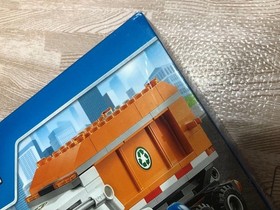 LEGO City 60386 Recycling Truck and 60118 Garbage Truck