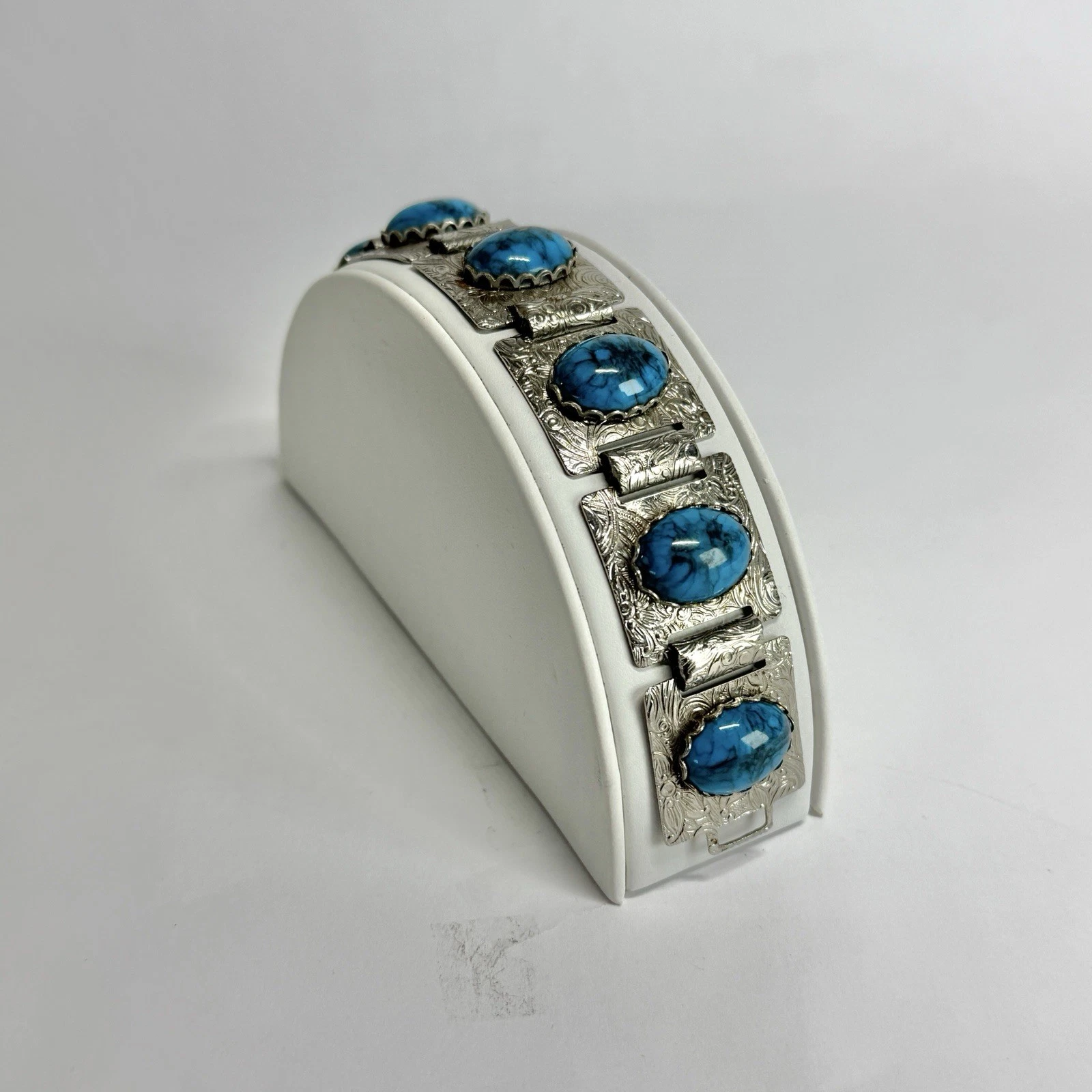 Chunky Faux Turquoise Cabochon Link Silver Tone Vintage Bracelet Jewelry Br185