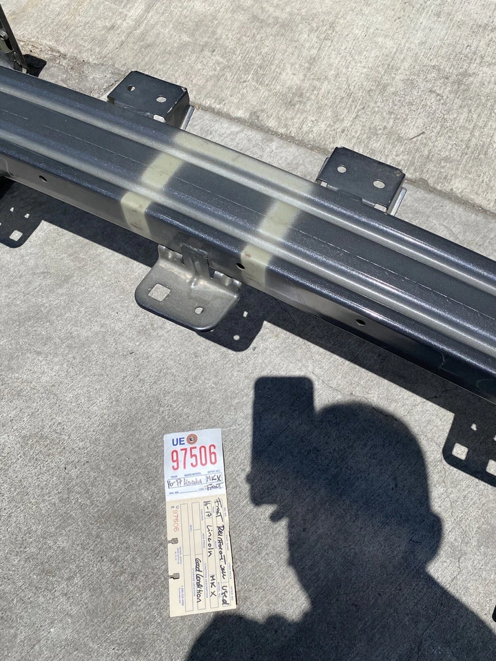 Lincoln MKX 2016 2018 barra delantera refuerzo OEM Foto 3 de 4