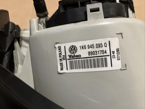 VW GOLF MK5 04-08 LAMP LIGHT REAR PASSENGER NEAR LEFT SIDE 1K6945095Q - Picture 4 of 18