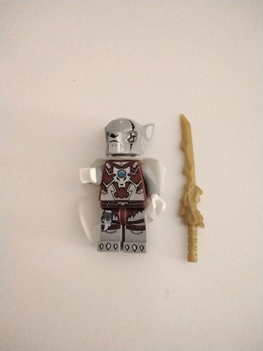 LEGO Legends Of Chima Worriz W/ Cape And Accessory 70127 Minifigure Used