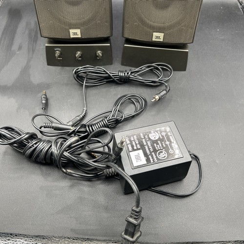 JBL Harman Media200 High-Performance Active Multimedia Desktop Speakers Pair - 第 16/16 張圖片