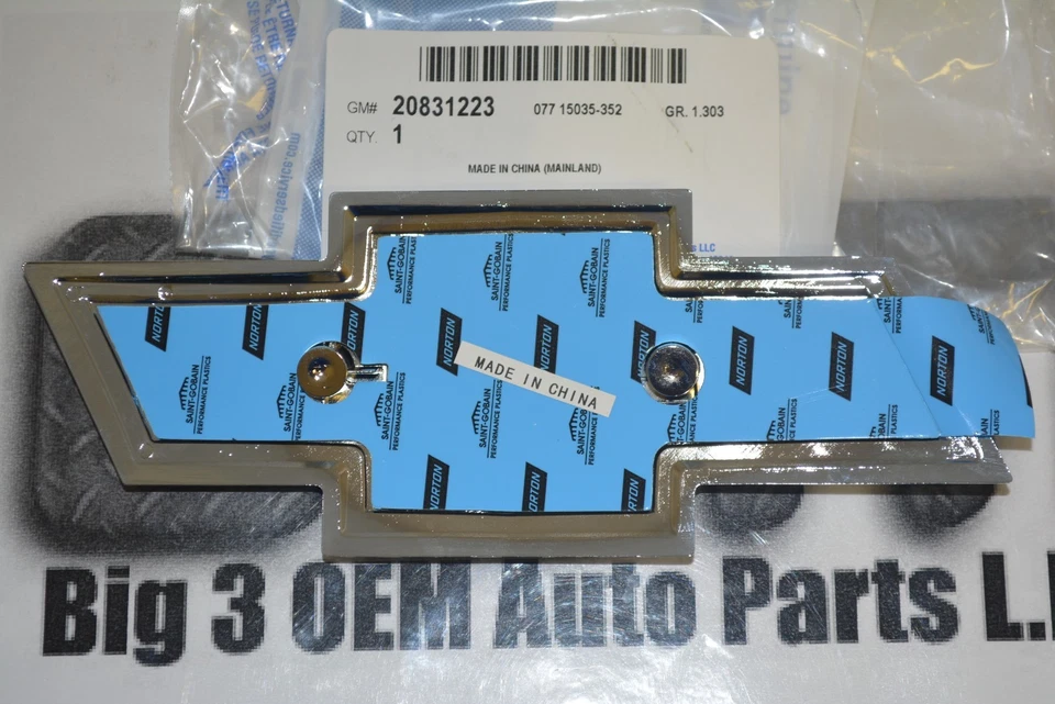 Chevrolet Trailblazer Uplander 2005-2009 pajarita dorada parrilla emblema OEM 20831223 Foto 3 de 4