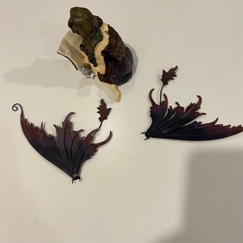 Zemeno Night faery Collectible Fairy Figurine With Book & Wings - Enchanting Hom - 第 11/11 張圖片