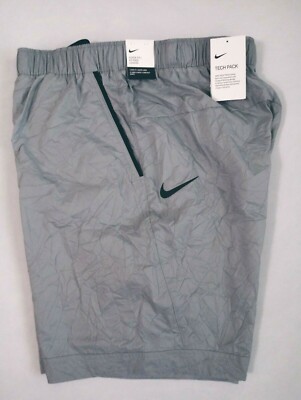 NIKE Sportswear Tech Pack 9'' Shorts MEN'S SIZE L