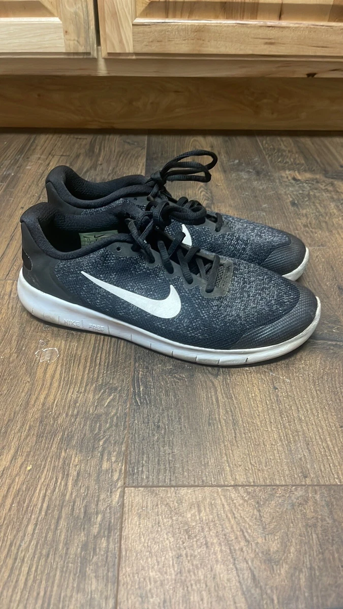 Nike Free RN 904255 002 size 7Y women s7.5 8.0 Black and White Athletic shoes
