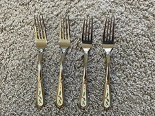 Set of 4 Lenox Holiday Dinner Forks 18/8 Japan Free Shipping