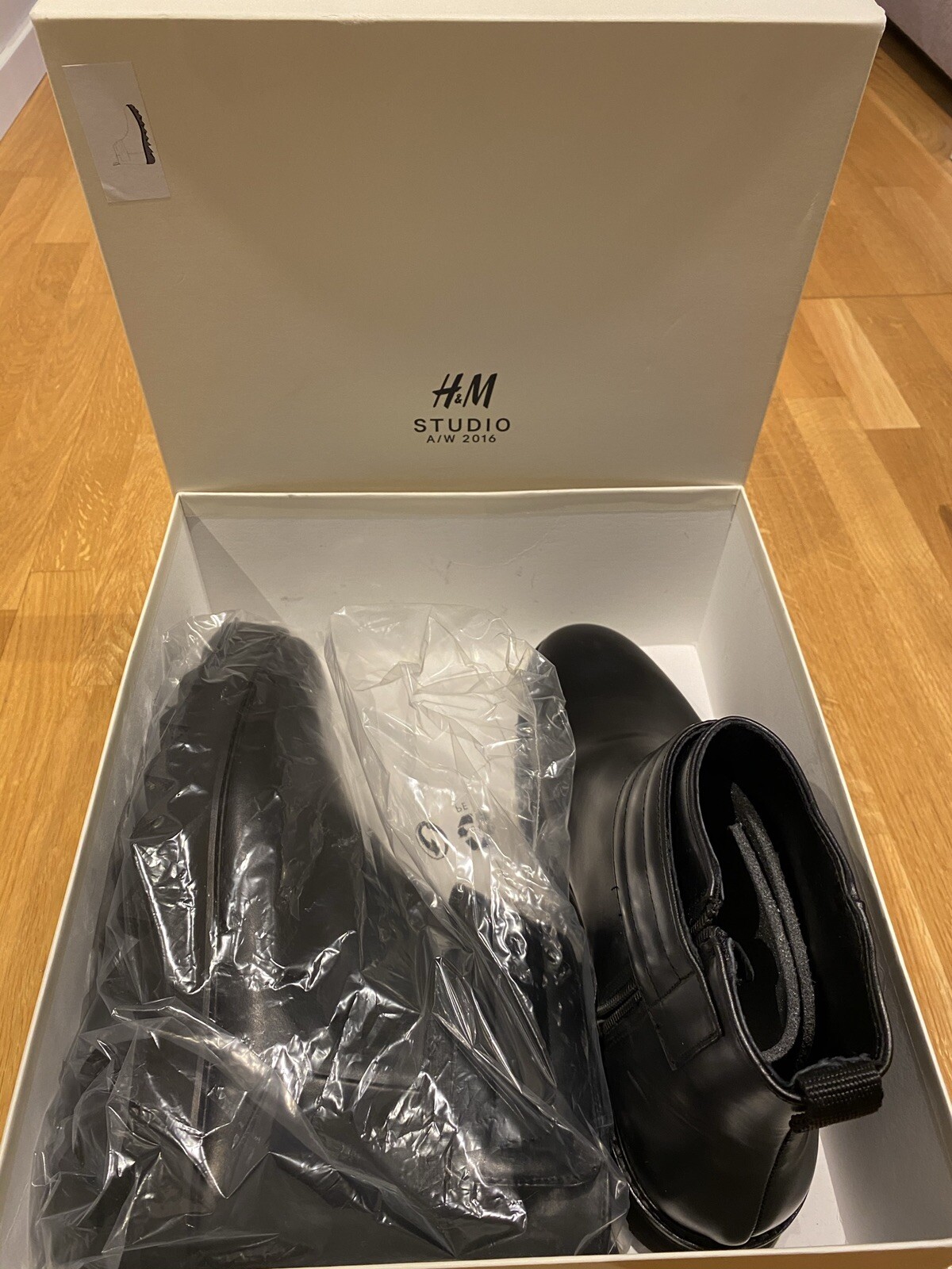 H&M Fall-Winter 2016 Studio Collection Winter Thick-Soled Genuine Leather Boots H&M Fall-Winter 2016 Studio Collection Winter Thick-Soled Genuine Leather Boots