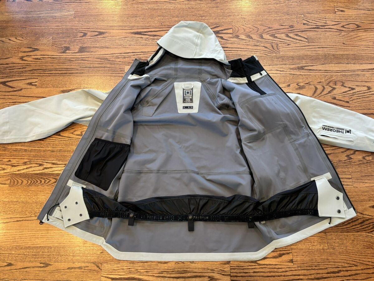 L1 Premium Goods Axial Snowboard Jacket XL Shadow 20K L1 Premium Goods Axial Snowboard Jacket XL Shadow 20K