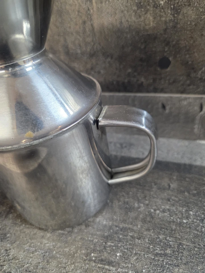 Dispensador de aceite de cocina de acero inoxidable Progressive International Corp 5"H Foto 4 de 4