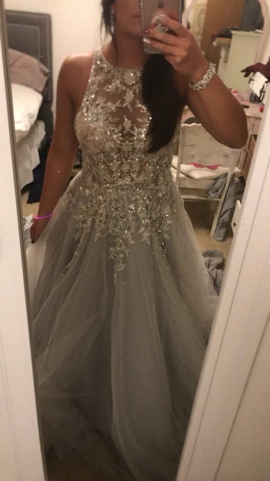 Vestido Morilee Talla 10 Estilo 43023 Foto 2 de 4