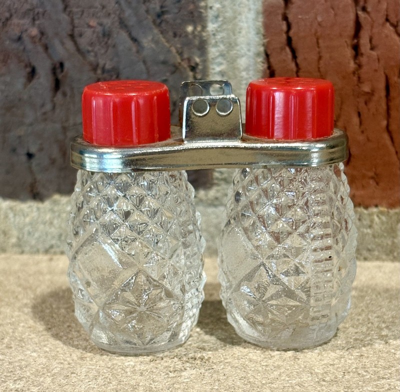 Vintage Twinette Mini Travel Salt & Pepper Set With Red Caps 1930's