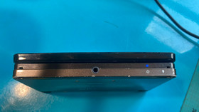 Nintendo 3DS Black CTR-001 Game System Console w/ Charger